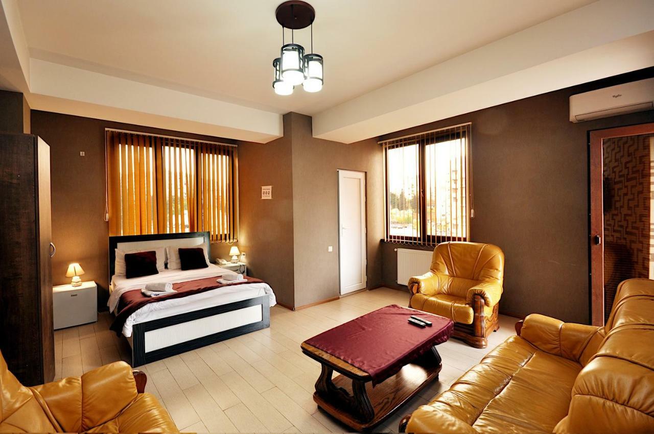 Hotel Kavela Τυφλίδα Εξωτερικό φωτογραφία